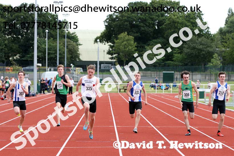 Mens under-17s 200 metres, Northern Under-13s, U-15s and 17s Championships. Photo: David T. Hewitson/Sports for All Pics